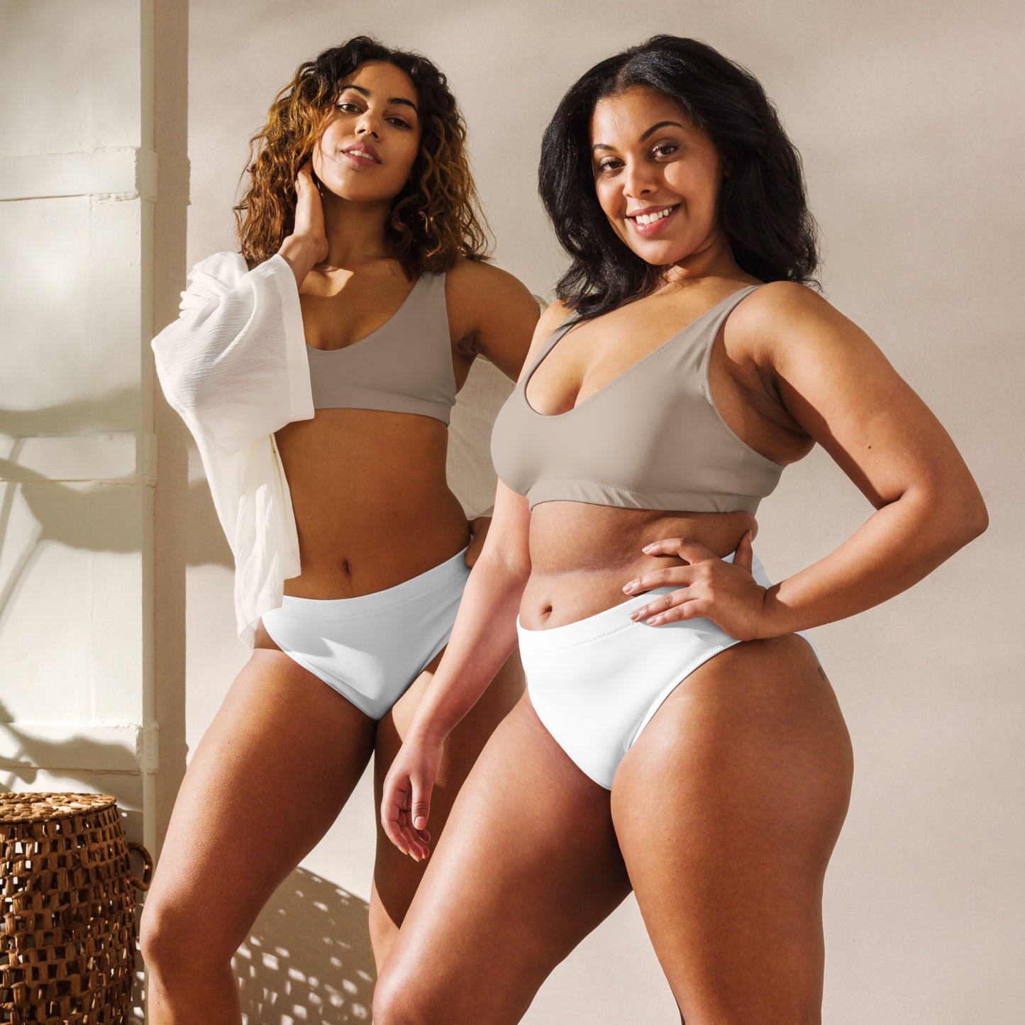 toffolo Hip-Popping White Panty Tuck