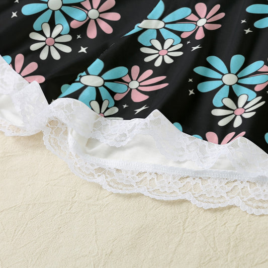 Plus Size Blue Pink White Big Daisies Series Laced Edge Black Camisole Set