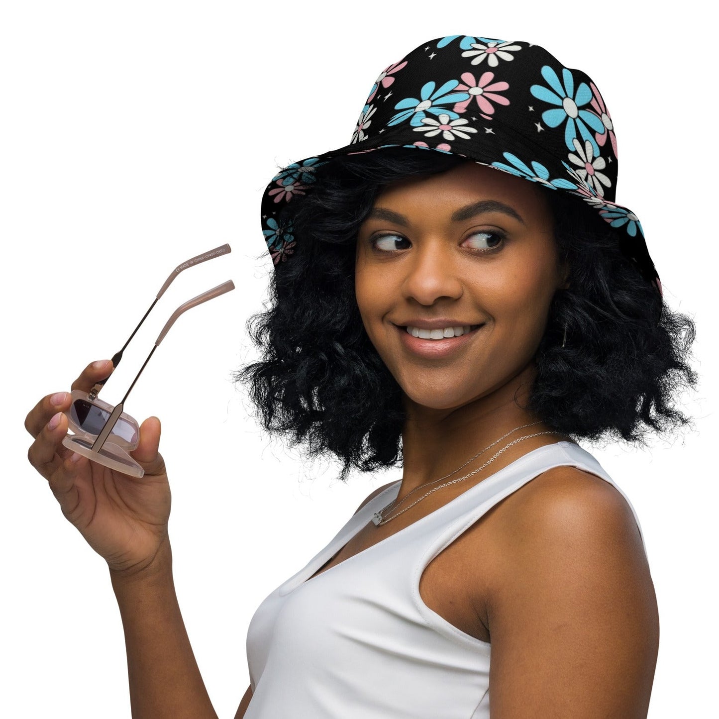 Blue Pink White Big Daisies Series Black Reversible Bucket Hat